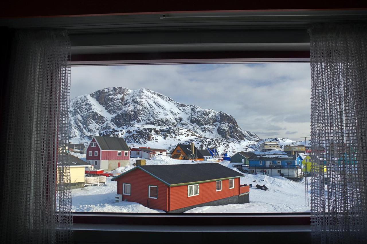 Hotel Sisimiut Esterno foto